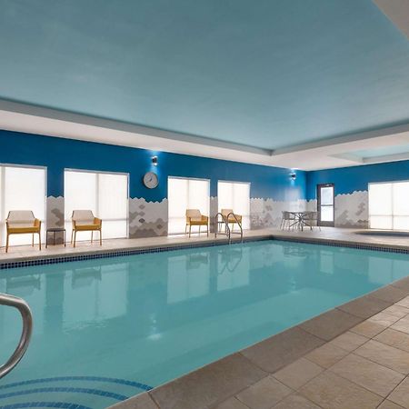 Hampton Inn By Hilton Napanee Greater Napanee Exterior photo