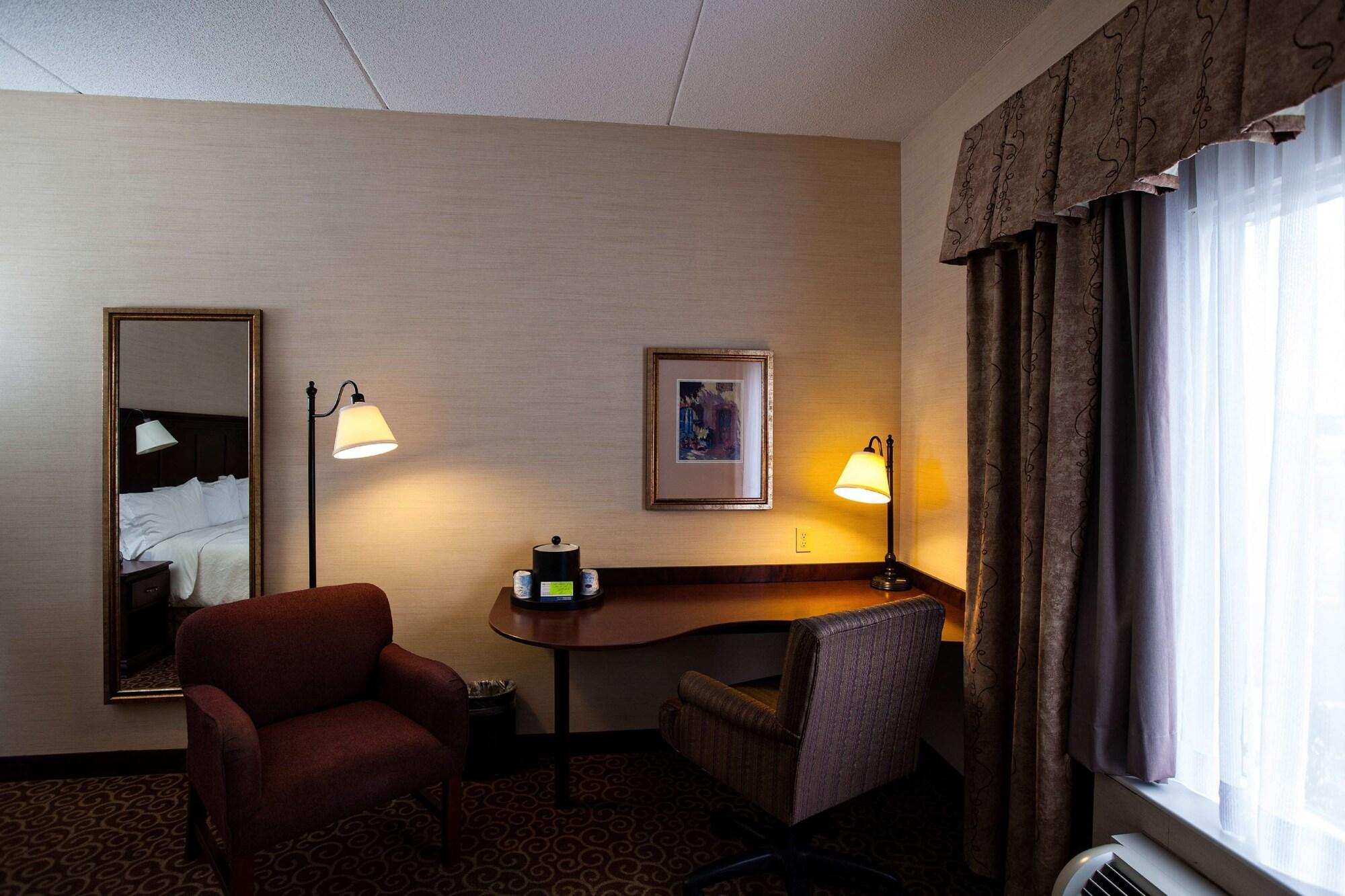 Hampton Inn By Hilton Napanee Greater Napanee Exterior photo
